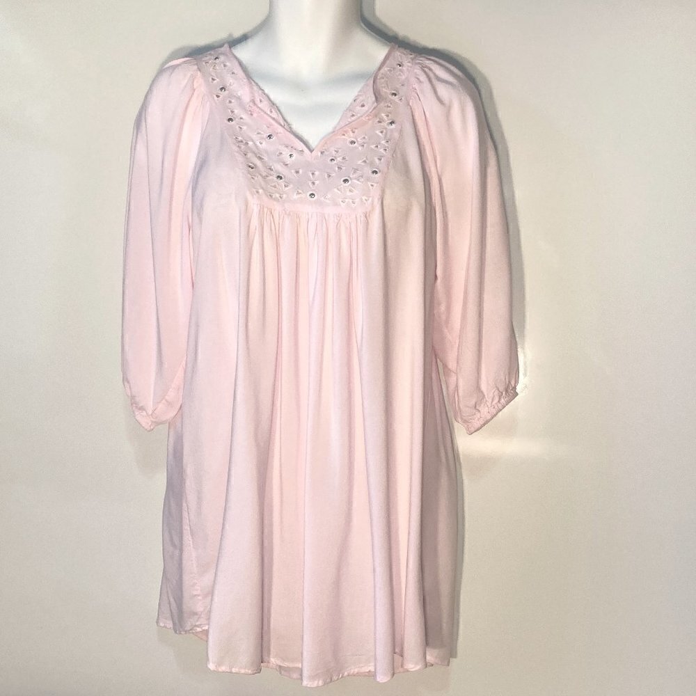 Chelsea & Theodore SZ M Light pink cotton shift with silver stud details